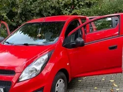 Rot Gebraucht 2013 Chevrolet Spark LS Kleinwagen | 2.300 € (Guter Preis)