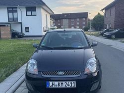 Blau Gebraucht 2007 Ford Fiesta Kleinwagen | 2.200 € (Fairer Preis)