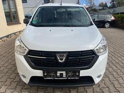 Weiß Gebraucht 2019 Dacia Lodgy Comfort Van / Kleinbus | 8.999 € (Fairer Preis)