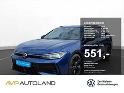 Reef blue Gebraucht 2024 VW Passat R-line Kombi | 46.300 €