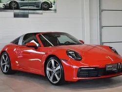 Rot Gebraucht 2021 Porsche 911 Targa 4 Chrono Cabrio | 139.992 € (Etwas zu teuer)