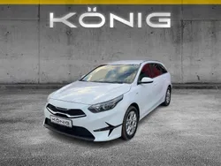 Weiß Gebraucht 2023 Kia Ceed Sportswagon Vision Kombi | 19.989 € (Guter Preis)