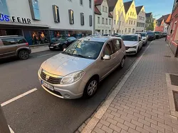 Silber Gebraucht 2008 Dacia Sandero Kleinwagen | 700 € (Guter Preis)