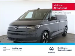 Grau Gebraucht 2023 VW Multivan Style Van / Kleinbus | 56.750 € (Etwas zu teuer)
