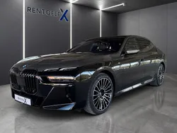 Grau Gebraucht 2025 BMW 740 M Sport Limousine | 139.900 €