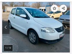 Weiß Gebraucht 2009 VW Fox Kleinwagen | 1.400 €