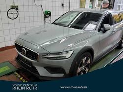 Gebraucht 2023 Volvo V60 CC Kombi | 36.850 € (Fairer Preis)