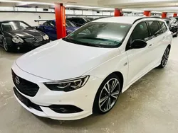 Abalone weiss (p3s) Gebraucht 2017 Opel Insignia Exklusiv Kombi | 18.500 € (Fairer Preis)