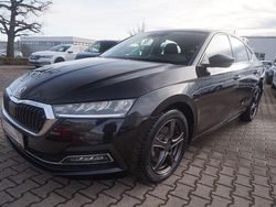 Cerna magic/black magic (metallic) Gebraucht 2022 Skoda Octavia Limousine | 22.950 € (Fairer Preis)
