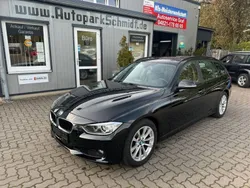 Black sapphire metallic Gebraucht 2013 BMW 320 Comfort Edition Kombi | 9.899 € (Guter Preis)
