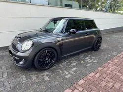 Grau Gebraucht 2011 Mini Cooper S Kleinwagen | 13.500 € (Teuer)