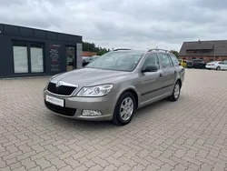Bezova capuccino/capuccino beige metallic Gebraucht 2011 Skoda Octavia Classic Kombi | 3.990 € (Fairer Preis)