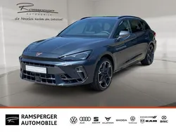 Grau (magnetic grau metallic) Neu 2025 Cupra Leon VZ Kombi | 39.990 € (Superpreis)