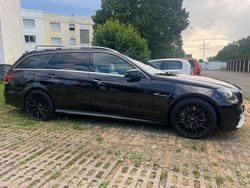 Schwarz Gebraucht 2013 Mercedes E63 AMG AMG Kombi | 41.500 € (Etwas zu teuer)