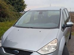 Grau Gebraucht 2008 Ford Galaxy Trend Van / Kleinbus | 4.300 € (Fairer Preis)