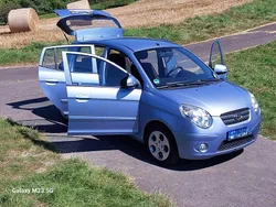 Blau Gebraucht 2009 Kia Picanto Kleinwagen | 2.550 € (Fairer Preis)