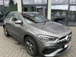 Grau Gebraucht 2020 Mercedes GLA220 AMG line SUV | 31.891 € (Fairer Preis)