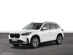 Mineralweiß metallic Gebraucht 2024 BMW X1 Shadowline SUV | 39.314 € (Fairer Preis)