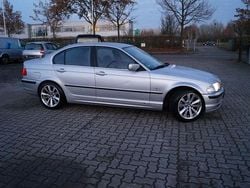 Silber Gebraucht 2000 BMW 320 Limousine | 1.000 € (Superpreis)