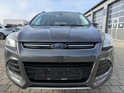 Grau Gebraucht 2016 Ford Kuga Titanium SUV | 13.600 € (Guter Preis)