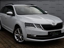 Weiß Gebraucht 2018 Skoda Octavia Style Kombi | 14.480 € (Fairer Preis)