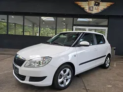 Candyweiss Gebraucht 2012 Skoda Fabia Family Limousine | 8.950 € (Fairer Preis)