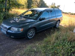 Grau Gebraucht 2007 Volvo V70 Kombi | 2.700 € (Fairer Preis)