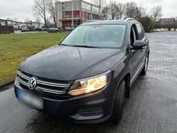 Schwarz Gebraucht 2017 VW Tiguan SUV | 15.000 €
