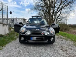 Schwarz Gebraucht 2010 Mini Cooper Kleinwagen | 7.350 € (Etwas zu teuer)