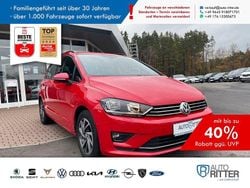 Rot Gebraucht 2017 VW Golf Sportsvan Sound Van / Kleinbus | 12.890 € (Superpreis)
