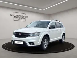 Weiß Gebraucht 2015 Fiat Freemont Black Code SUV | 10.990 € (Guter Preis)
