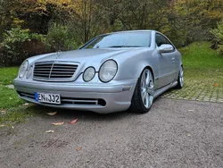Mercedes CLK320