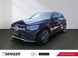 Unilack schwarz Gebraucht 2020 Mercedes GLC200 AMG SUV | 35.150 € (Fairer Preis)