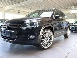 Deep black perleffekt Gebraucht 2016 VW Tiguan LOUNGE SUV | 13.490 € (Fairer Preis)