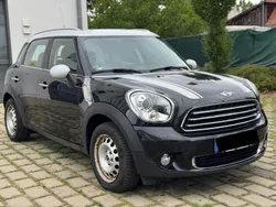 Schwarz Gebraucht 2011 Mini Park Lane Countryman SUV | 4.500 €