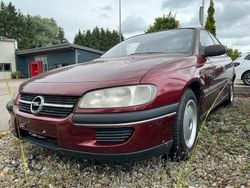 Rot Gebraucht 1997 Opel Omega Limousine | 600 € (Superpreis)