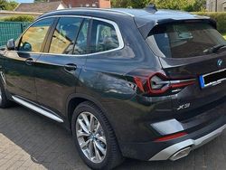 Grau Gebraucht 2022 BMW X3 SUV | 43.500 € (Fairer Preis)