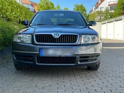 Grau Gebraucht 2008 Skoda Superb Limousine | 4.650 € (Superpreis)