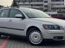Schwarz Gebraucht 2006 Volvo V50 Kinetic Kombi | 6.800 € (Teuer)