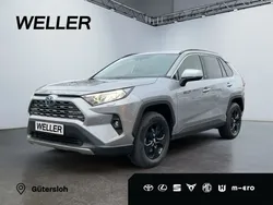 Silber Gebraucht 2024 Toyota RAV4 Hybrid Team SUV | 37.880 € (Superpreis)