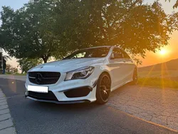 Schwarz Gebraucht 2015 Mercedes CLA200 AMG line Coupé | 16.990 € (Teuer)