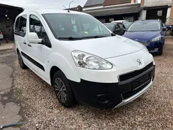 Weiß Gebraucht 2013 Peugeot Partner Tepee Active Van / Kleinbus | 5.990 € (Fairer Preis)