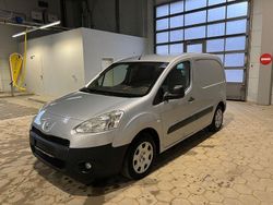 Silber Gebraucht 2014 Peugeot Partner Comfort Van / Kleinbus | 7.450 € (Teuer)