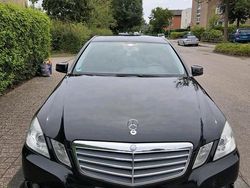 Schwarz Gebraucht 2009 Mercedes E220 Limousine | 7.000 € (Fairer Preis)