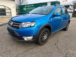Blau Gebraucht 2016 Dacia Sandero Stepway Limousine | 4.299 € (Superpreis)