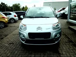 Grau Gebraucht 2009 Citroën C3 Picasso Exclusive Van / Kleinbus | 3.700 € (Guter Preis)