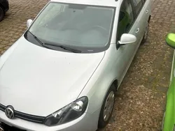 Silber Gebraucht 2012 VW Golf VII Trendline Kombi | 5.700 € (Guter Preis)