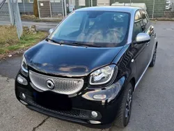 Schwarz Gebraucht 2019 Smart ForFour Prime Limousine | 12.200 € (Fairer Preis)