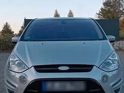 Silber Gebraucht 2010 Ford S-MAX Titanium Van / Kleinbus | 5.500 € (Superpreis)