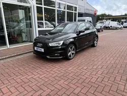 Mythos black metallic Gebraucht 2017 Audi A1 Sportback S-Line Kleinwagen | 15.900 € (Teuer)